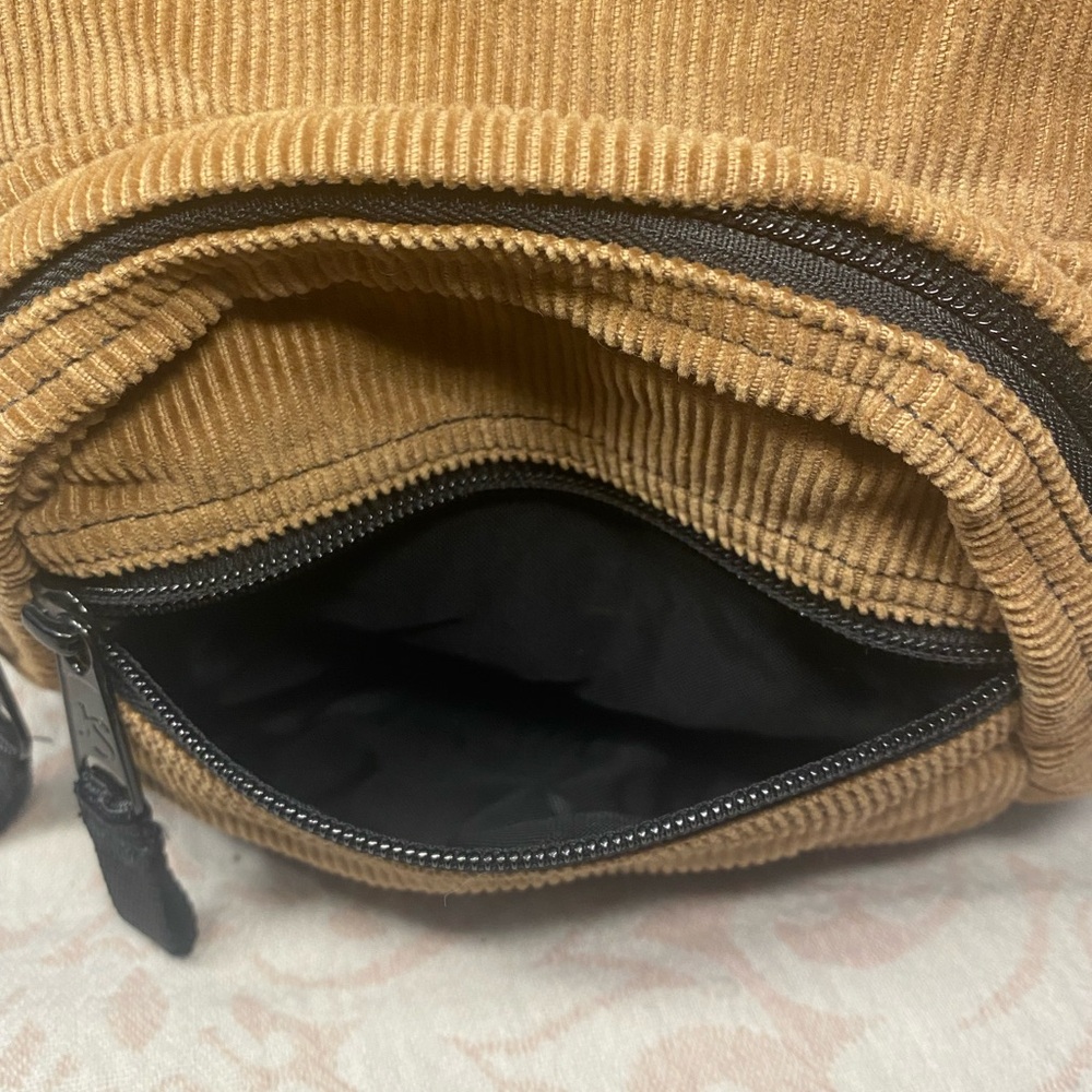 Vintage JanSport Half Pint Tan Corduroy Backpack - Picture 4 of 11